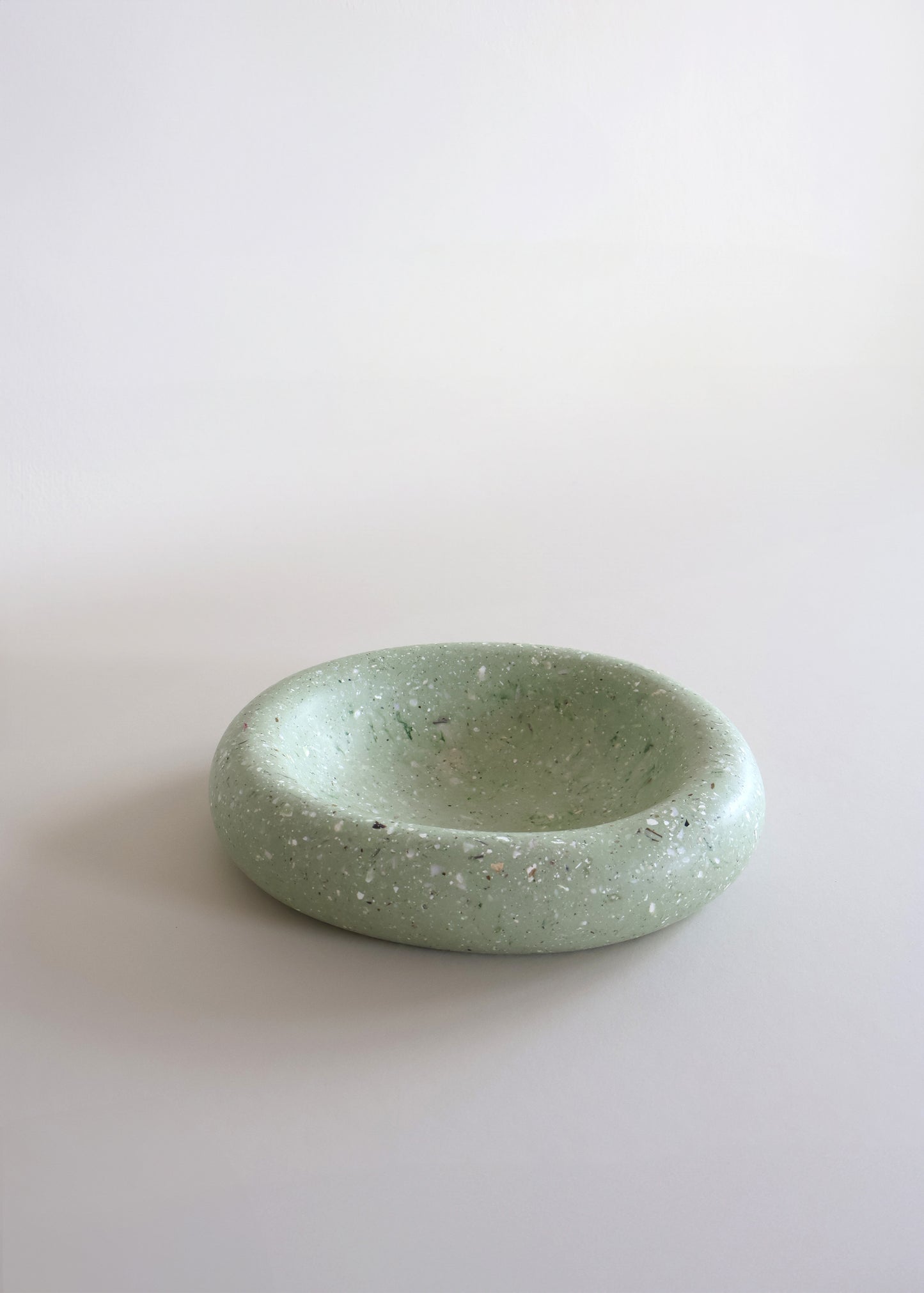 Large Pebble Catch-All Tray