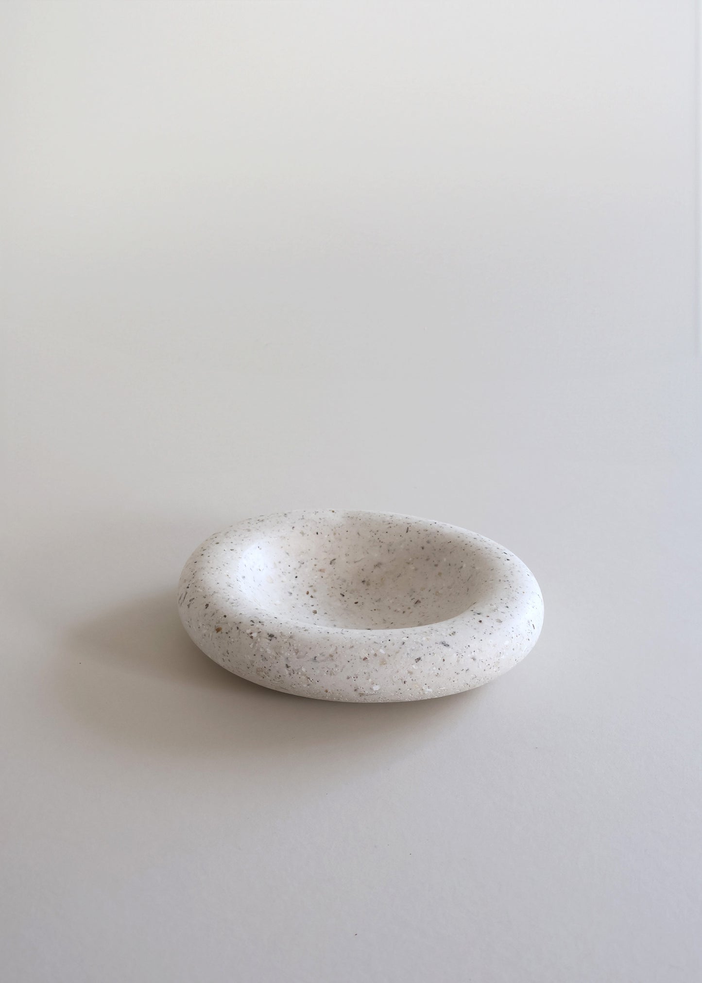 Midi Pebble Catch-All Tray