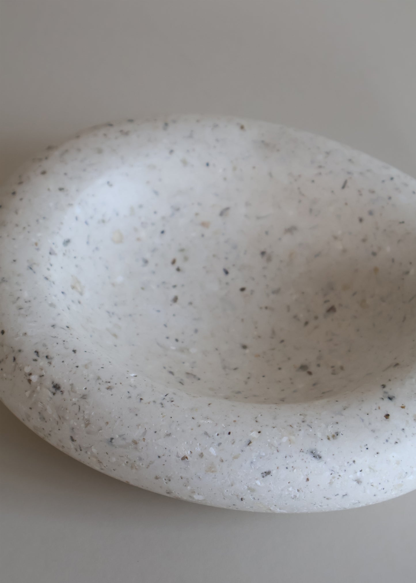 Midi Pebble Catch-All Tray