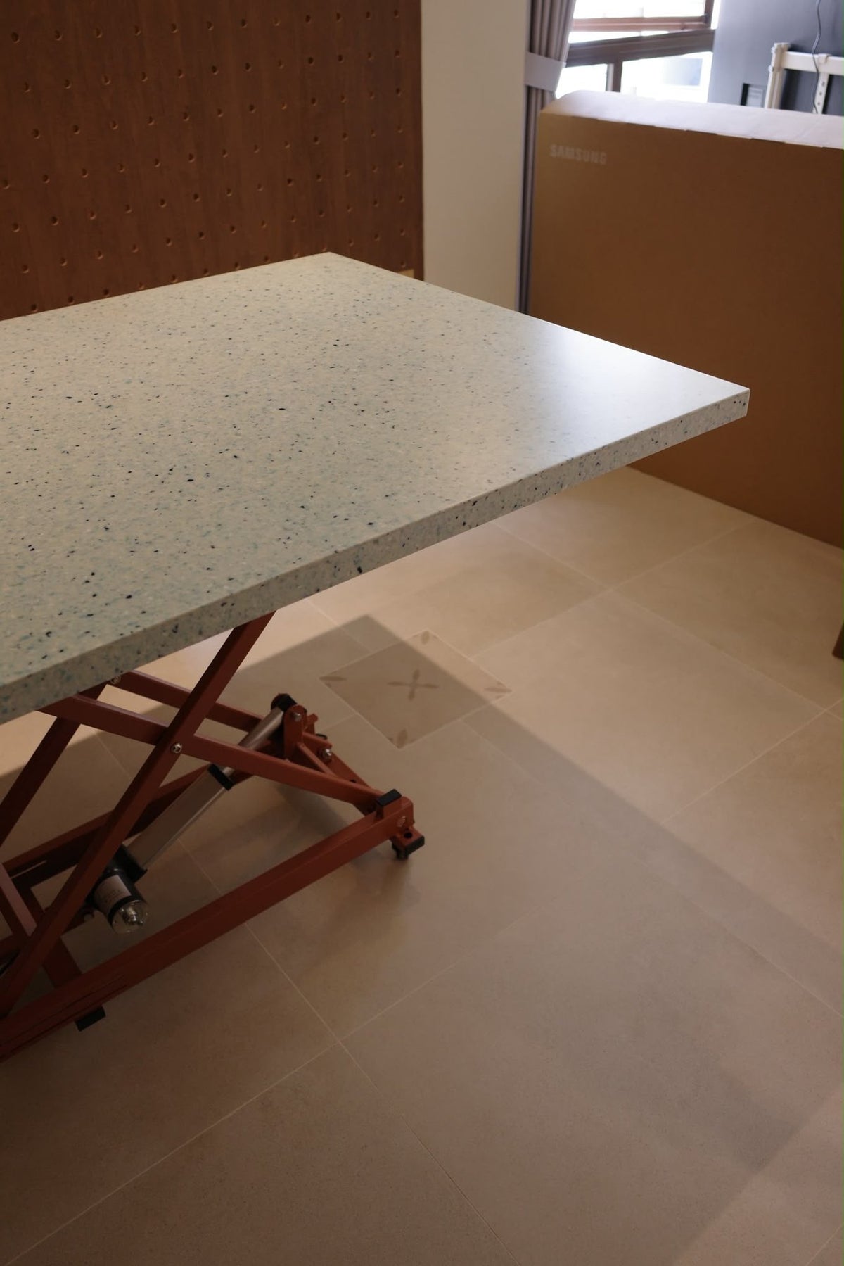 Residential Adjustable Table Top